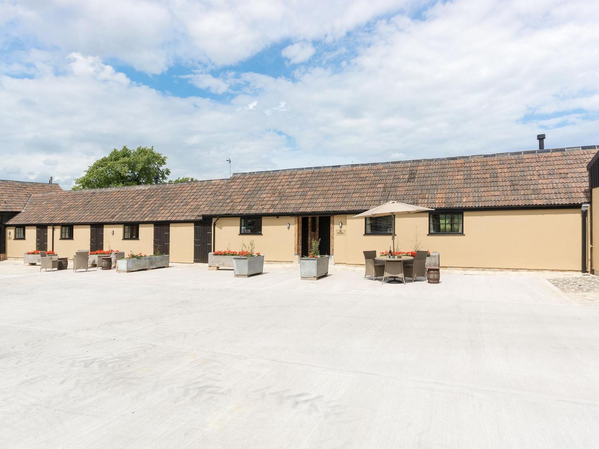 The Old Dairy-Ukc2112 Villa Royal Wootton Bassett Bagian luar foto